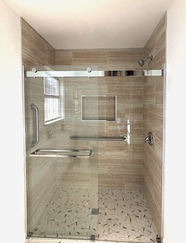 Everything You Need to Know About Curbless Shower Designs | Redo Shower
